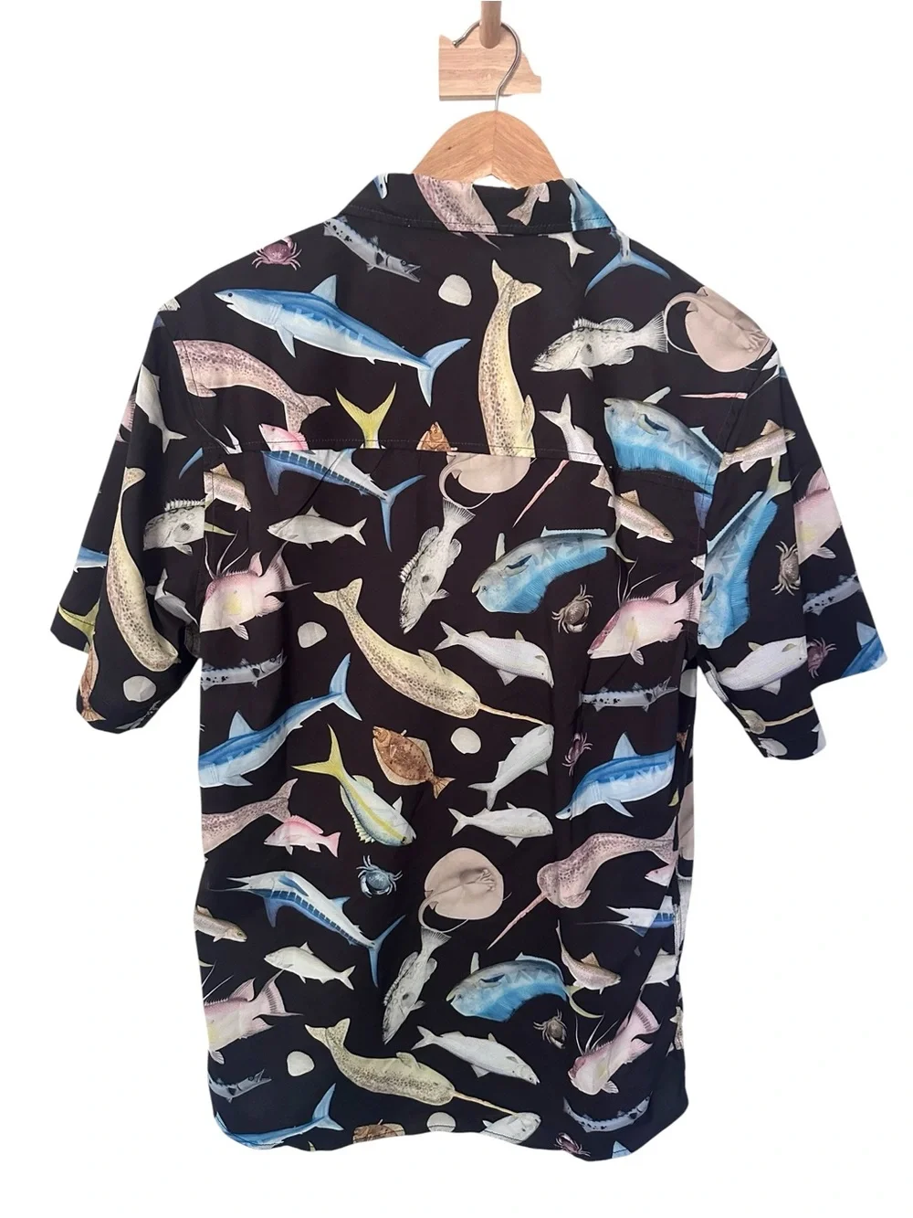 KAVU River Wrangler Short-Sleeve Shirt Fish Fiesta Print Size Medium